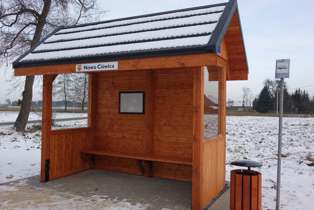Stara Ciświca i Nowa Ciświca z nowymi wiatami przystankowymi - zdjęcia 8