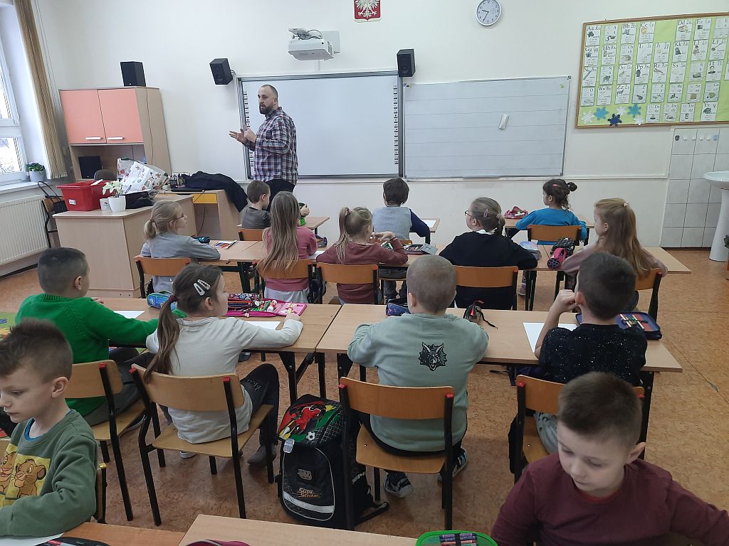„Cukierki” w szkołach – realizacja programu profilaktycznego - zdjęcie 3