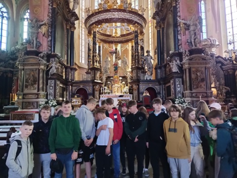 Poznaliśmy Polskę w ramach zrealizowanego przedsięwzięcia ustanowionego przez Ministra Edukacji i Nauki pn. „Poznaj Polskę”. - zdjęcie 24
