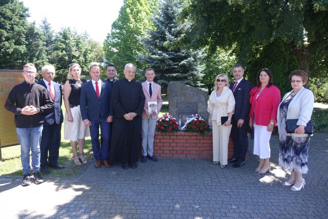 Uczciliśmy pamięć pochodzącego z Grodźca ks. abp. Bronisława Dąbrowskiego - zdjęcie 1