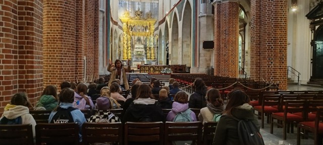 Katedra Gnieźnieńska z Muzeum Archidiecezji Gnieźnieńskiej - zdjęcie 2