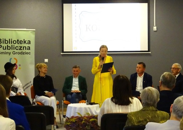 Narodowe Czytanie w Grodzieckiej Książnicy - zdjęcie 7